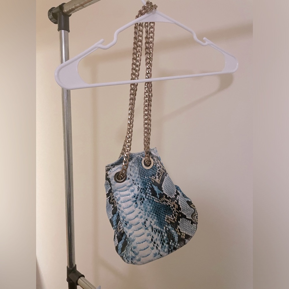 Snake skin pattern chains purse